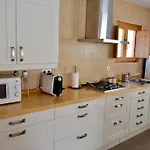 Valley House - Village Center With Lounge Rooftop Casa vacanze
