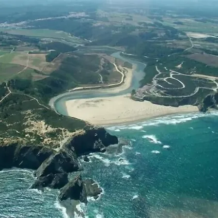 Valley House - Village Center With Lounge Rooftop オデセイシェ